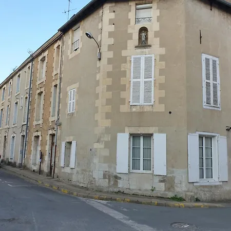 Apartamento Simplicien *cosy* Plein Centre De *tv* Wifi *café* *
