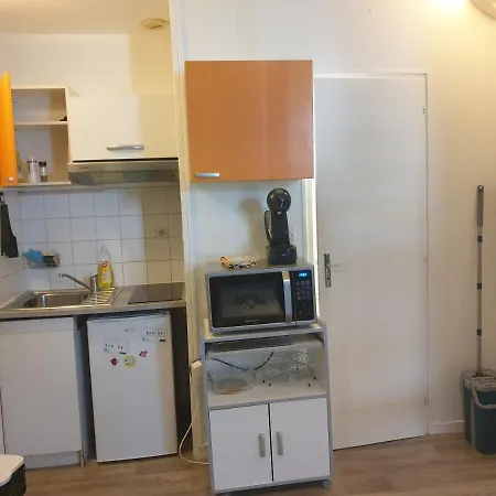 Apartamento Simplicien *cosy* Plein Centre De *tv* Wifi *café* *