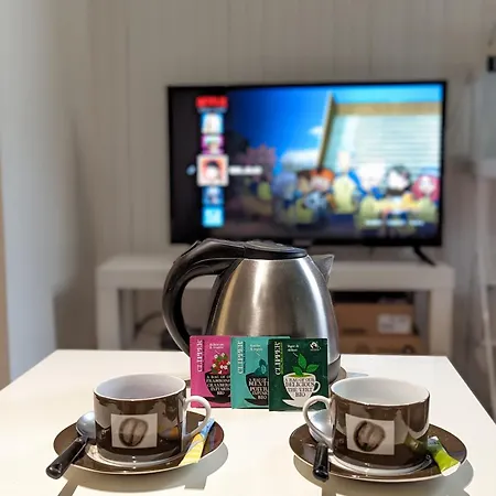 Simplicien *cosy* Plein Centre De *tv* Wifi *café*