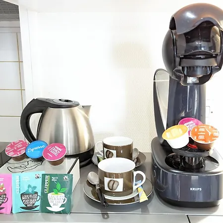 Simplicien *cosy* Plein Centre De *tv* Wifi *cafe*