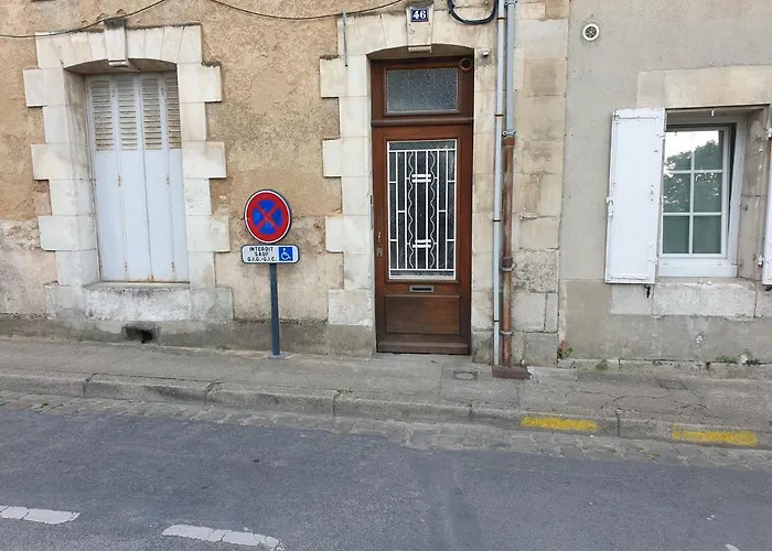 Simplicien *cosy* Plein Centre De *tv* Wifi *cafe*