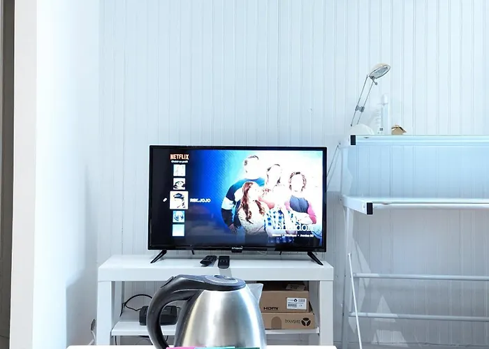 Simplicien *cosy* Plein Centre De *tv* Wifi *cafe* *