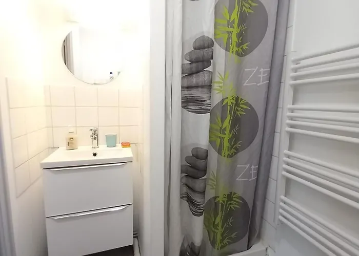 Simplicien *cosy* Plein Centre De *tv* Wifi *café* Apartamento